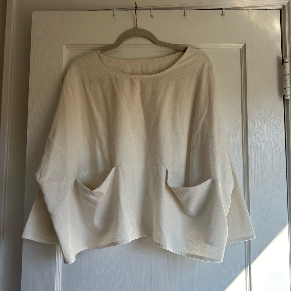 Jamie + the Jones long sleeve pocket box top